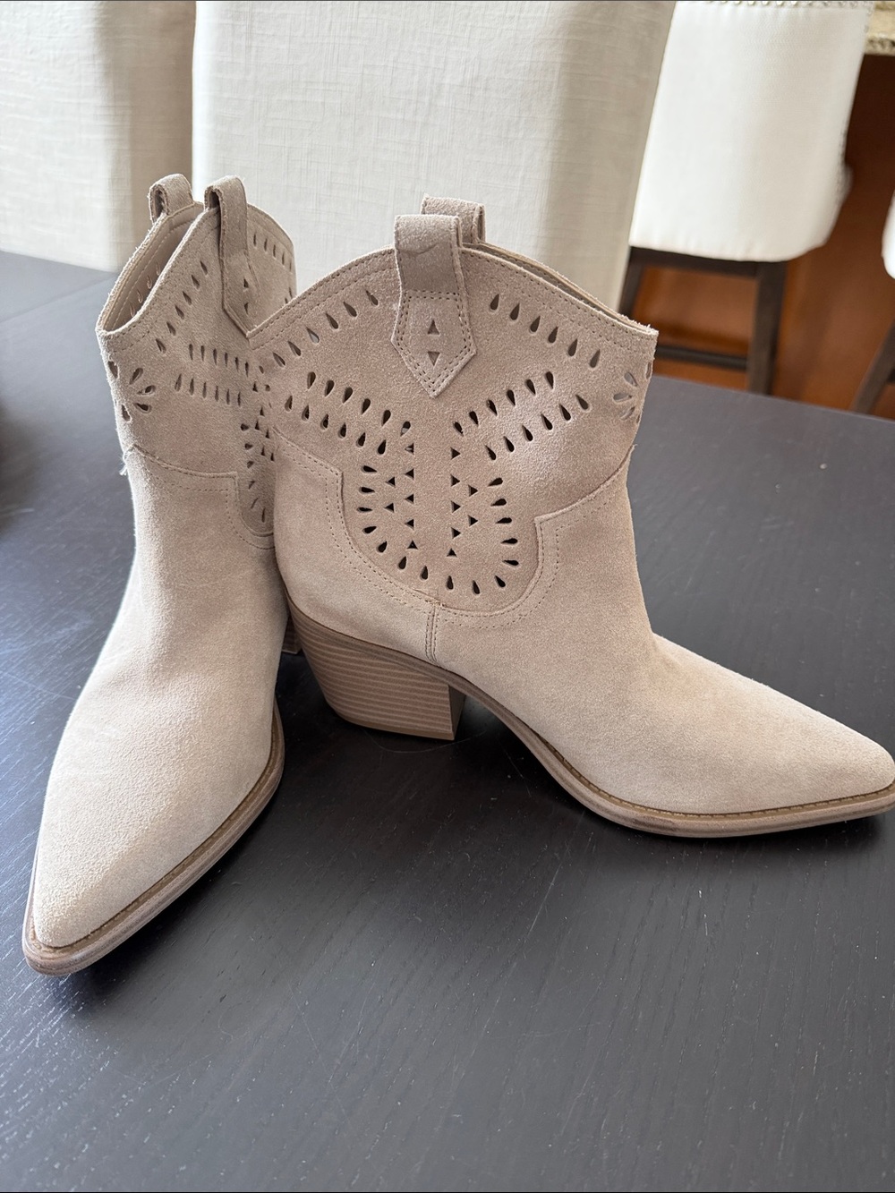 Marc Fisher Giddyup Cowboy Bootie 8.5 NEW